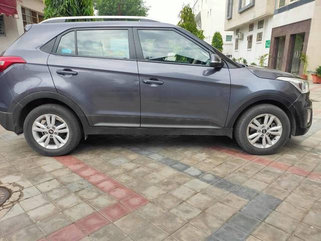 https://images10.gaadi.com/usedcar_image/4060966/original/processed_a4cddc3334adc4088e4aa551c55573bd.jpg?imwidth=6401