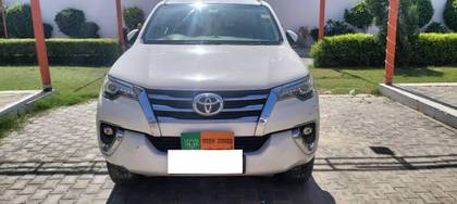 Toyota Fortuner 2.8 2WD MT BSIV