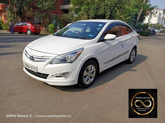 https://images10.gaadi.com/usedcar_image/4061144/original/processed_2a0c72f9894caccd89a94a329095fdbf.jpg?imwidth=6400