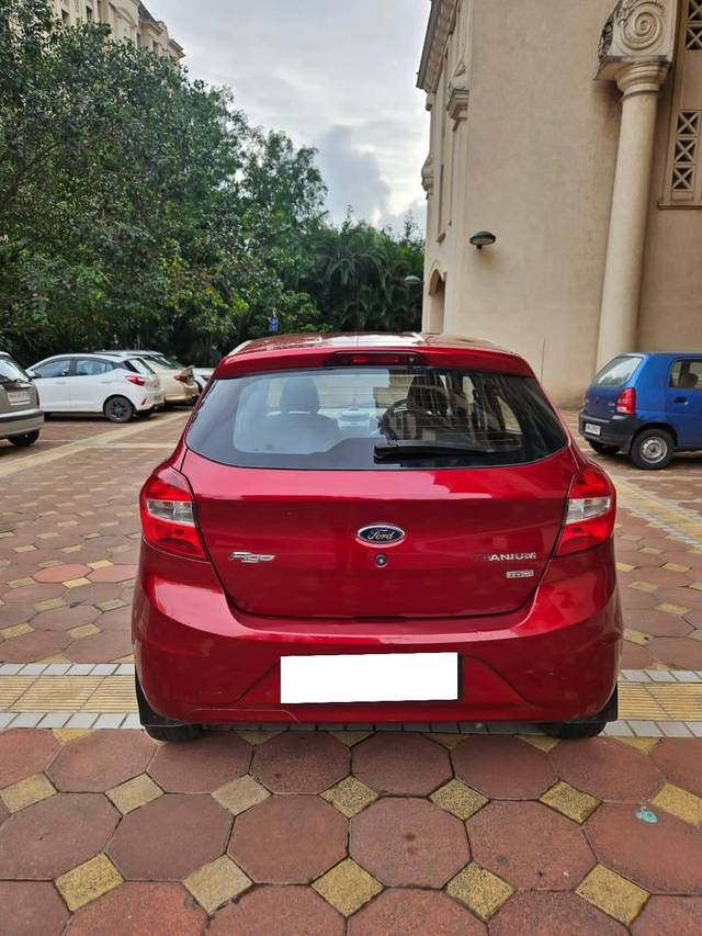 https://images10.gaadi.com/usedcar_image/4061180/original/processed_329f85b8ac5669a45fef505fef970c9c.jpg?imwidth=6402