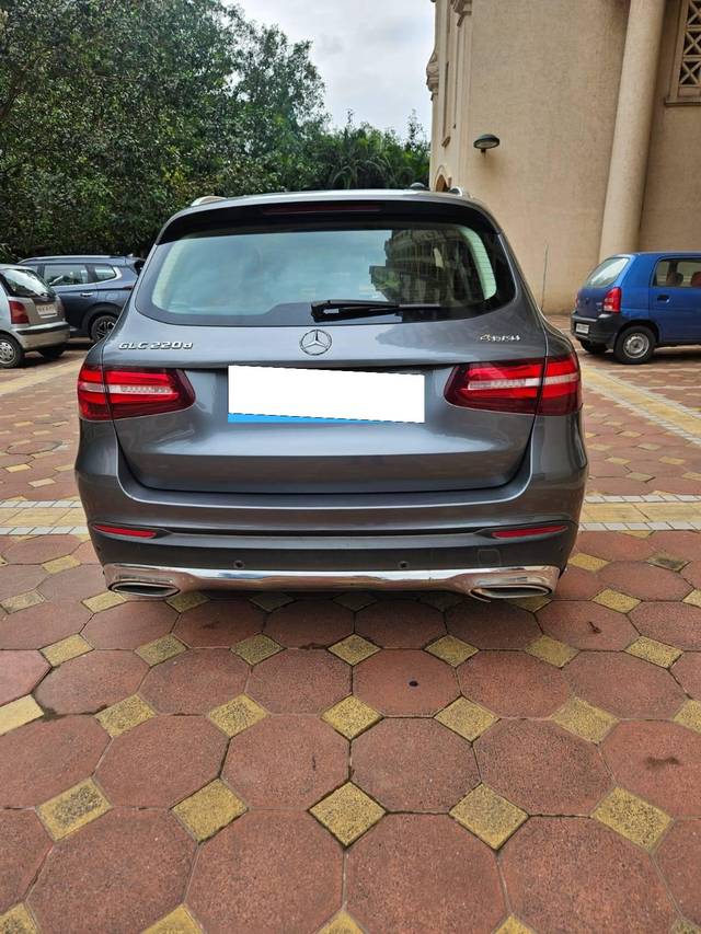 https://images10.gaadi.com/usedcar_image/4061200/original/processed_bbf824ce2094bb979da27868f4ba4b9b.jpg?imwidth=6402