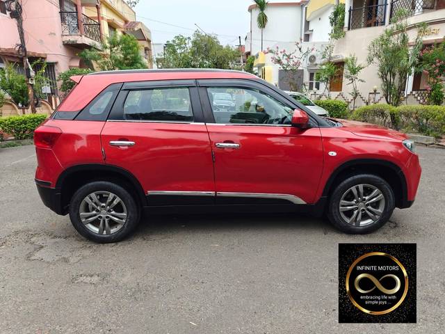 https://images10.gaadi.com/usedcar_image/4061204/original/processed_b0a25124dd63f5e83c289ea1f5405b1a.jpg?imwidth=6401