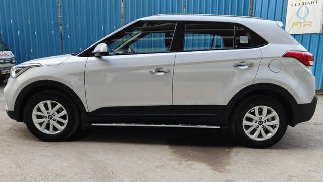 https://images10.gaadi.com/usedcar_image/4061386/original/processed_edcb9219e4abbbe098ffc821de624fda.jpeg?imwidth=6402