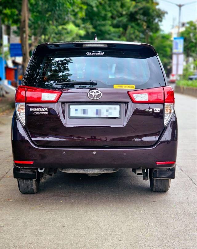 https://images10.gaadi.com/usedcar_image/4061401/original/processed_4a3ec10227aa0e01cc0d918291342ba1.jpeg?imwidth=6401