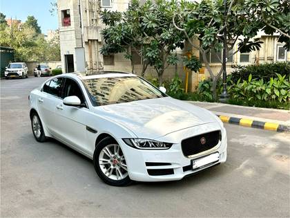 Jaguar XE Prestige