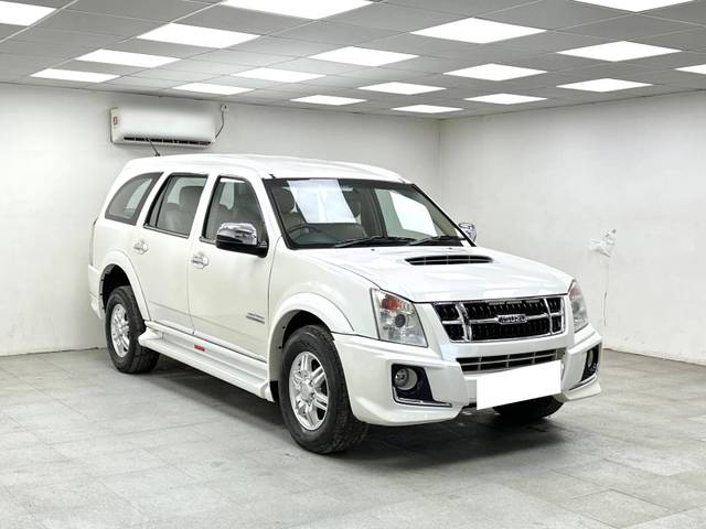 https://images10.gaadi.com/usedcar_image/4061435/original/processed_e66a6a6351f6b05c9dd2a746f2527171.jpg?imwidth=6400