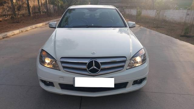 https://images10.gaadi.com/usedcar_image/4061581/original/processed_081770aed5f3302b87583e7222bf9fbe.jpg?imwidth=6400