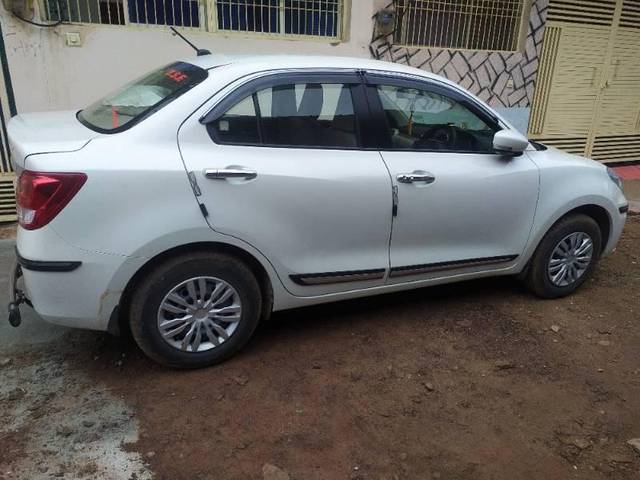 https://images10.gaadi.com/usedcar_image/4061597/original/processed_66cd9740-c2a5-4ea4-ae3f-4b1131ac1670.jpg?imwidth=6400