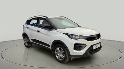 Tata Nexon XM Diesel BSVI