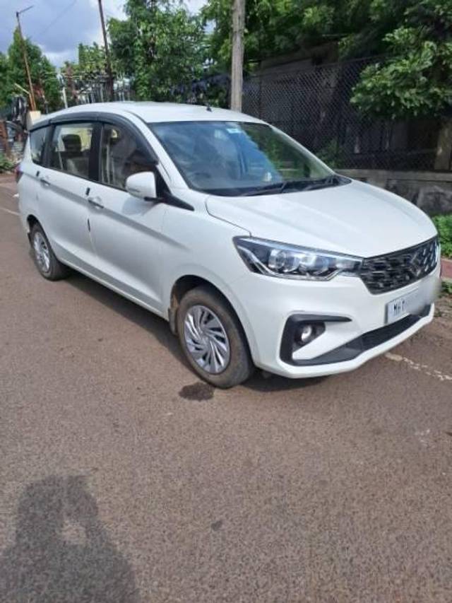 https://images10.gaadi.com/usedcar_image/4062344/original/processed_56d0eed2-11b8-4ac3-8801-00cd09bcdd43.jpg?imwidth=6400