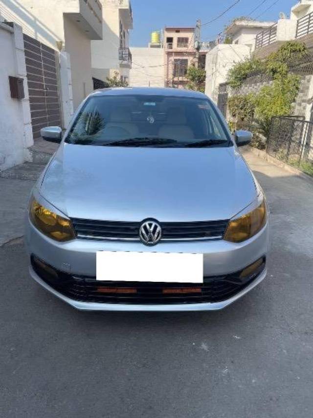 https://images10.gaadi.com/usedcar_image/4062510/original/processed_c6ffb4de-048b-4a84-838f-de247f8a337e.jpg?imwidth=6400