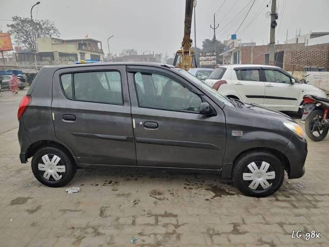 https://images10.gaadi.com/usedcar_image/4062766/original/processed_255f0894-2c2d-4323-adee-d6c22d061096.jpg?imwidth=6401