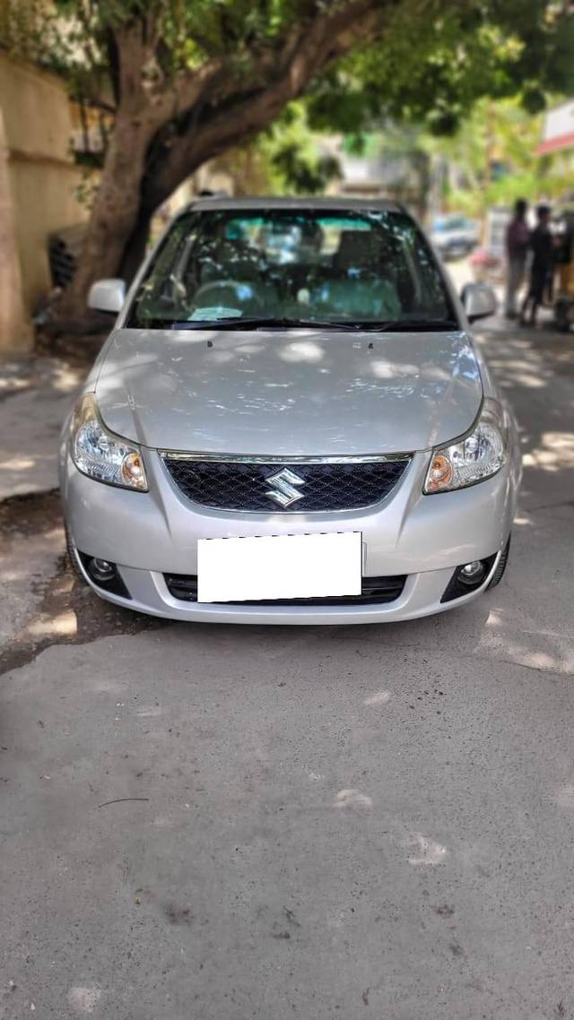 https://images10.gaadi.com/usedcar_image/4062853/original/processed_f15259713b1ff298a0ca647a2b0ffe96.jpg?imwidth=6400