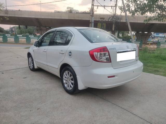 https://images10.gaadi.com/usedcar_image/4062855/original/processed_c783ebfe45028908c1fcd9ad44026efa.jpg?imwidth=6401