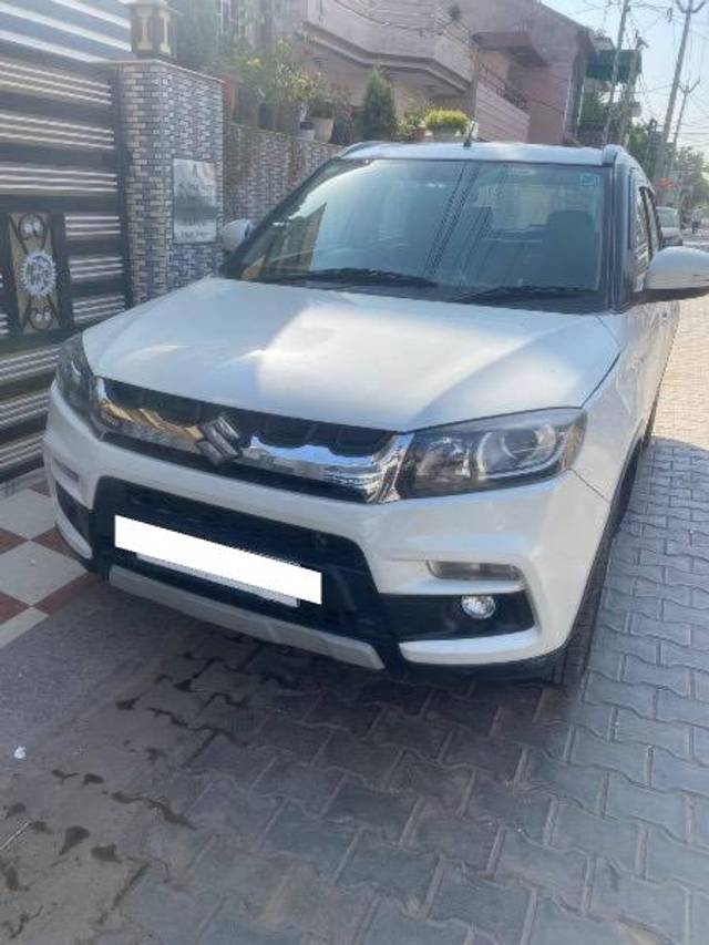 https://images10.gaadi.com/usedcar_image/4062869/original/processed_56a2576f-97c5-4554-bc7e-6ad2975caf85.jpeg?imwidth=6400