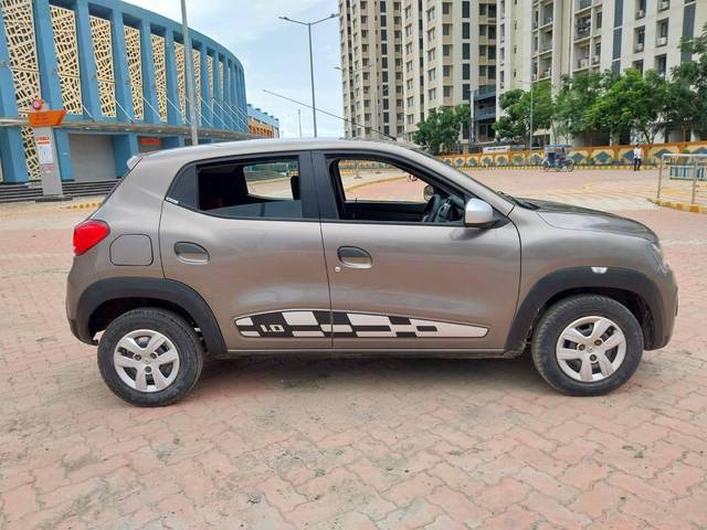 https://images10.gaadi.com/usedcar_image/4063003/original/processed_8d78bfc92afd8c1b11512386fbe23b91.jpg?imwidth=6401