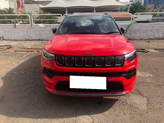 https://images10.gaadi.com/usedcar_image/4063335/original/processed_0c3153d8-1a87-4f3d-a425-51dc61eb3dae.jpeg?imwidth=6402