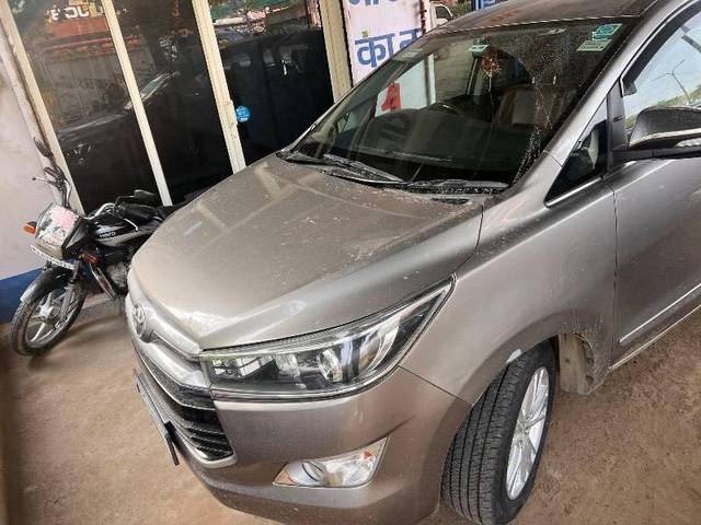 https://images10.gaadi.com/usedcar_image/4063395/original/processed_2f8c9f97-f8b9-4b30-a51b-b5a33afec365.jpg?imwidth=6400