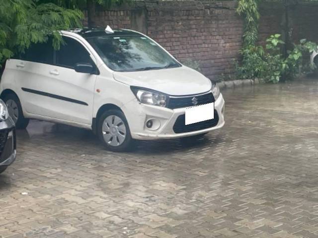 https://images10.gaadi.com/usedcar_image/4063671/original/processed_acbee3a9-568d-45ee-8126-6c595583717e.jpg?imwidth=6400