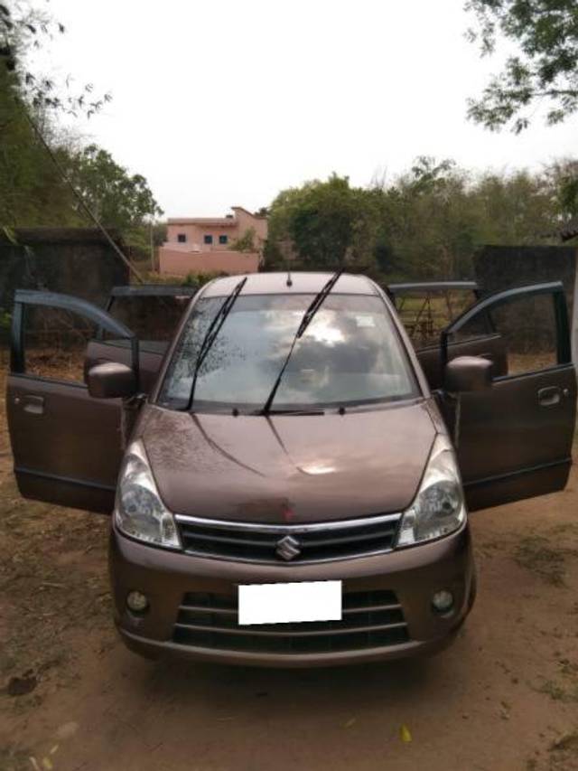 https://images10.gaadi.com/usedcar_image/4063755/original/processed_3531ed52-c0c4-4616-a52c-03e91f41ec10.jpg?imwidth=6402