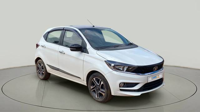 https://images10.gaadi.com/usedcar_image/4063850/original/55afe0557c2d98fe448eaa07e16ed645.jpg?imwidth=6400