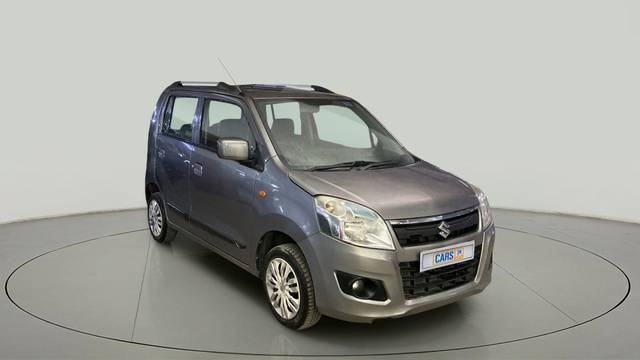 https://images10.gaadi.com/usedcar_image/4064072/original/08d5066438aa1648f72d1ec1a1610cc1.jpg?imwidth=6400