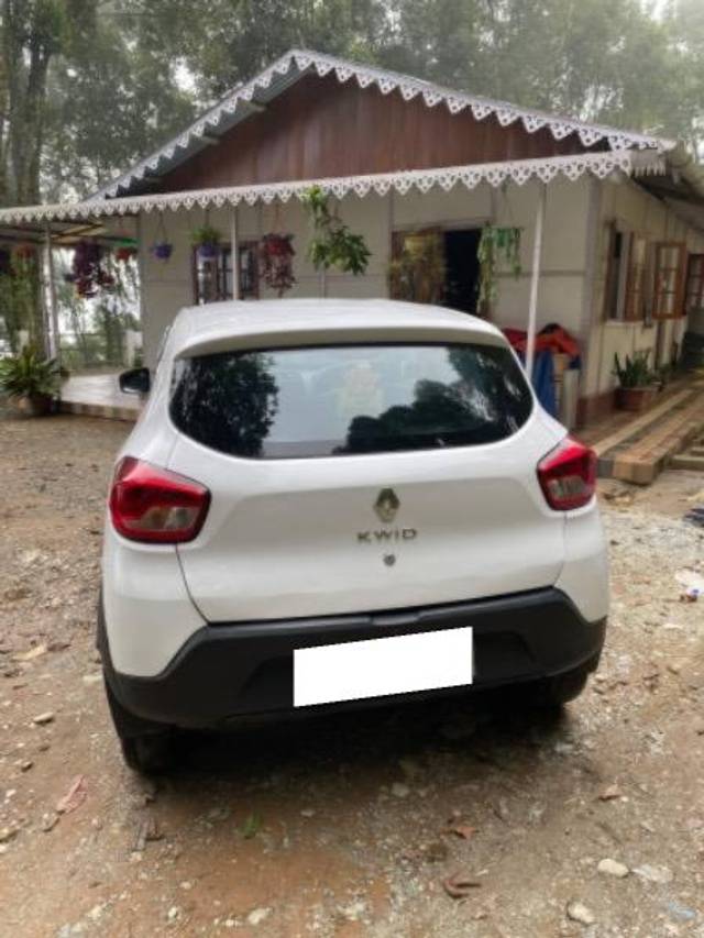 https://images10.gaadi.com/usedcar_image/4064085/original/processed_12b1d9cc-4379-43d7-be35-e3d89d803f66.jpeg?imwidth=6402