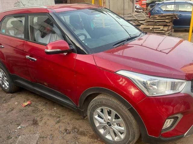 https://images10.gaadi.com/usedcar_image/4064277/original/processed_1dbb03ab-15f1-4739-913a-0325ecd4e220.jpg?imwidth=6401