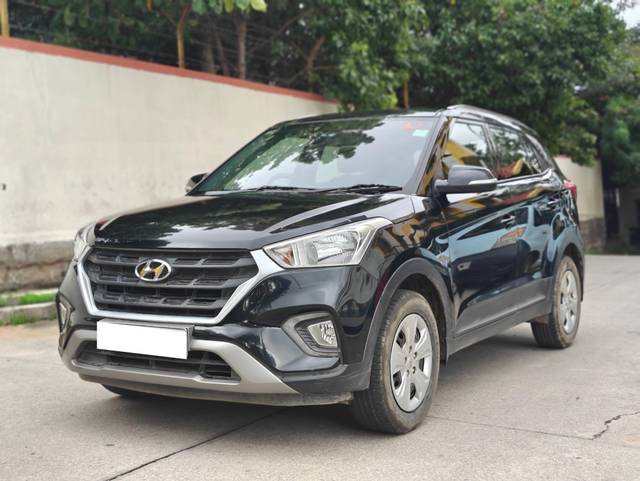 https://images10.gaadi.com/usedcar_image/4064503/original/processed_5162eaa5261f860a7592a0243651cd2a.jpg?imwidth=6402