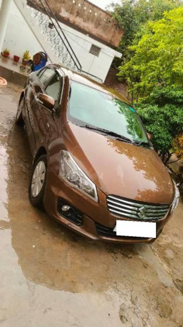 https://images10.gaadi.com/usedcar_image/4065175/original/processed_ce53b9b2-3997-4e17-8854-ac2850fc7f08.jpg?imwidth=6400