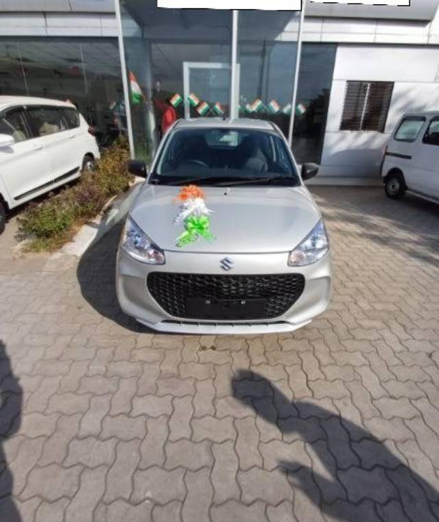 https://images10.gaadi.com/usedcar_image/4065203/original/processed_a700d710-4f6e-486e-9cf7-1780073cb1be.jpg?imwidth=6400