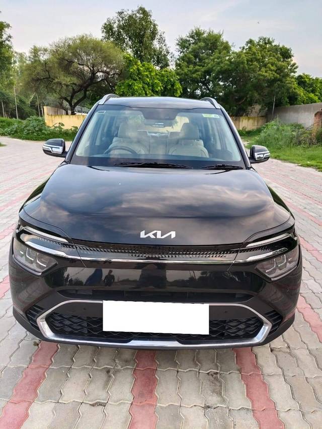 https://images10.gaadi.com/usedcar_image/4065355/original/processed_7f6a7229907e4bae33ddd049936292fc.jpg?imwidth=6400