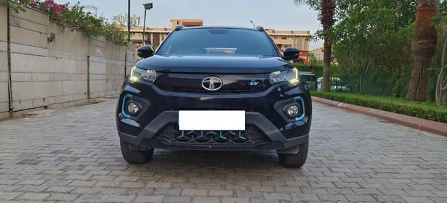 https://images10.gaadi.com/usedcar_image/4065510/original/processed_8128020142c65e7fa17d7823c8805a73.jpg?imwidth=6400