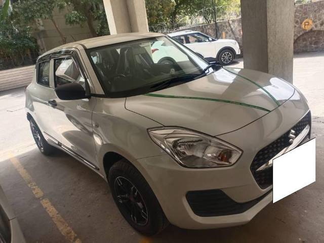 https://images10.gaadi.com/usedcar_image/4065526/original/processed_8caf98f9-80fc-4805-a098-85e5dd084616.jpeg?imwidth=6400