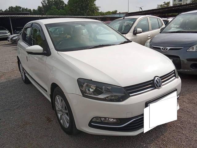 https://images10.gaadi.com/usedcar_image/4065960/original/processed_05cdfd2d3acf586417d5bba58a62befe.jpg?imwidth=6400