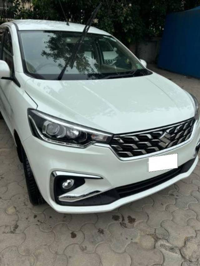 https://images10.gaadi.com/usedcar_image/4066238/original/processed_0001bac6-33f7-41f6-93b4-126e470dd9b4.jpg?imwidth=6400