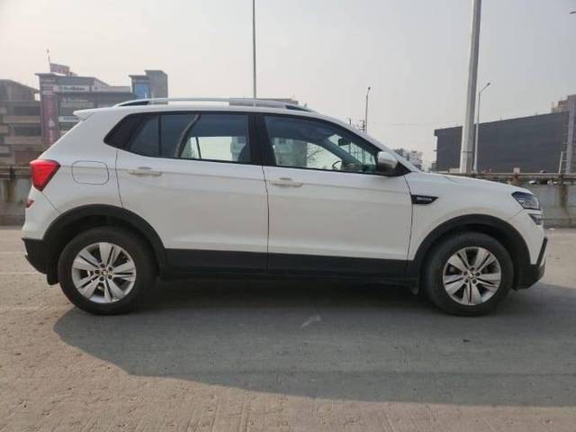 https://images10.gaadi.com/usedcar_image/4066427/original/processed_b844eb69d3477233d0d557f08582861f.jpg?imwidth=6401