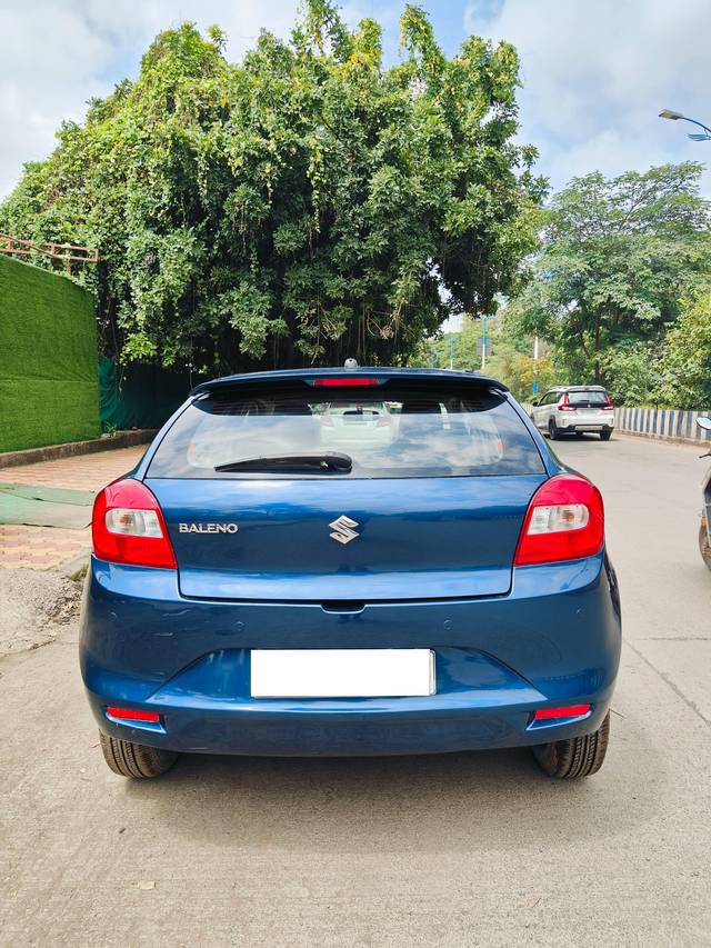 https://images10.gaadi.com/usedcar_image/4066602/original/processed_5fd0f92e37d806e2dbff808a4f270879.jpg?imwidth=6401