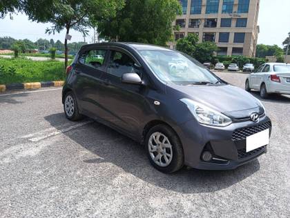 Hyundai Grand i10 Magna AT