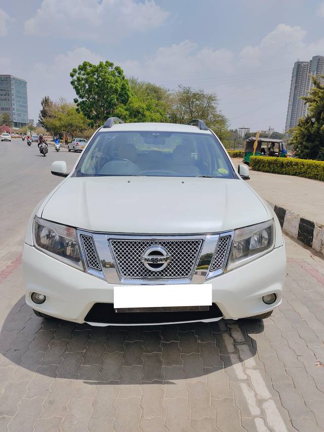 https://images10.gaadi.com/usedcar_image/4066924/original/processed_ec897411ffb2cb9745f1b8b1870e212f.jpg?imwidth=6402