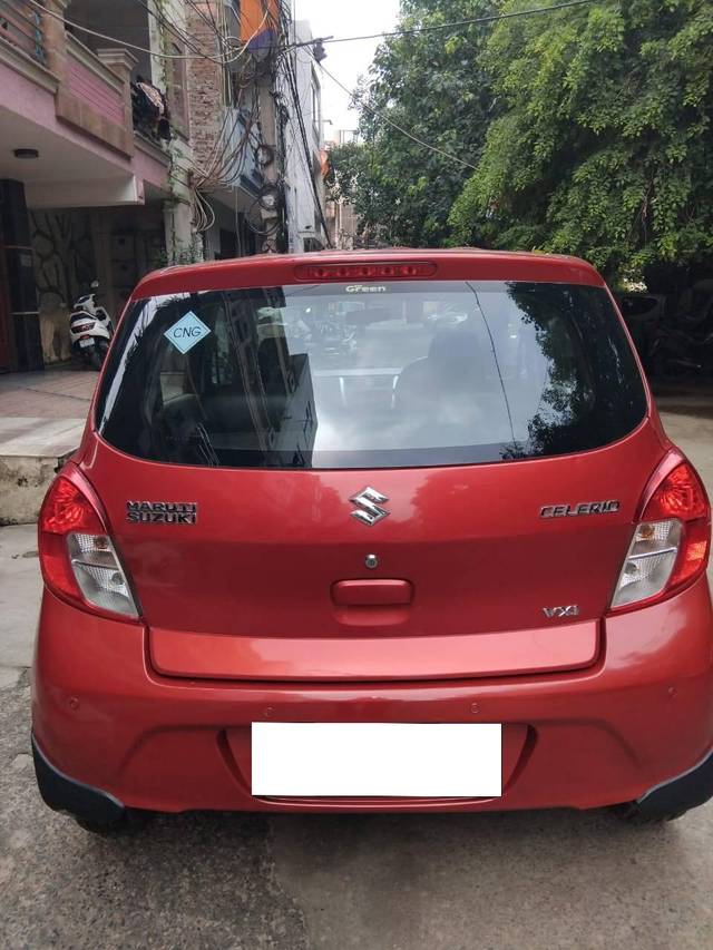 https://images10.gaadi.com/usedcar_image/4067091/original/processed_9aeea0dc46075f4af1228cc7f26924d7.jpg?imwidth=6402