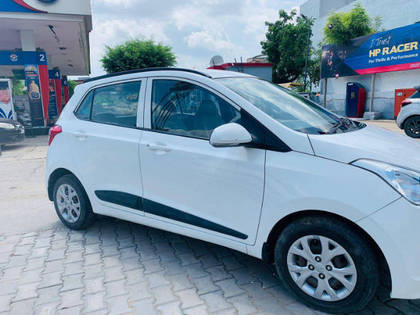 Hyundai Grand i10 Sportz Plus