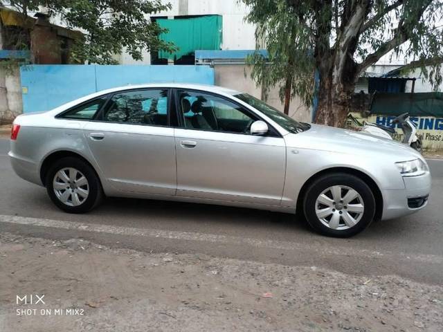 https://images10.gaadi.com/usedcar_image/4067268/original/processed_7a346088-c77c-4014-a8b9-7b87d54b33ab.jpg?imwidth=6401