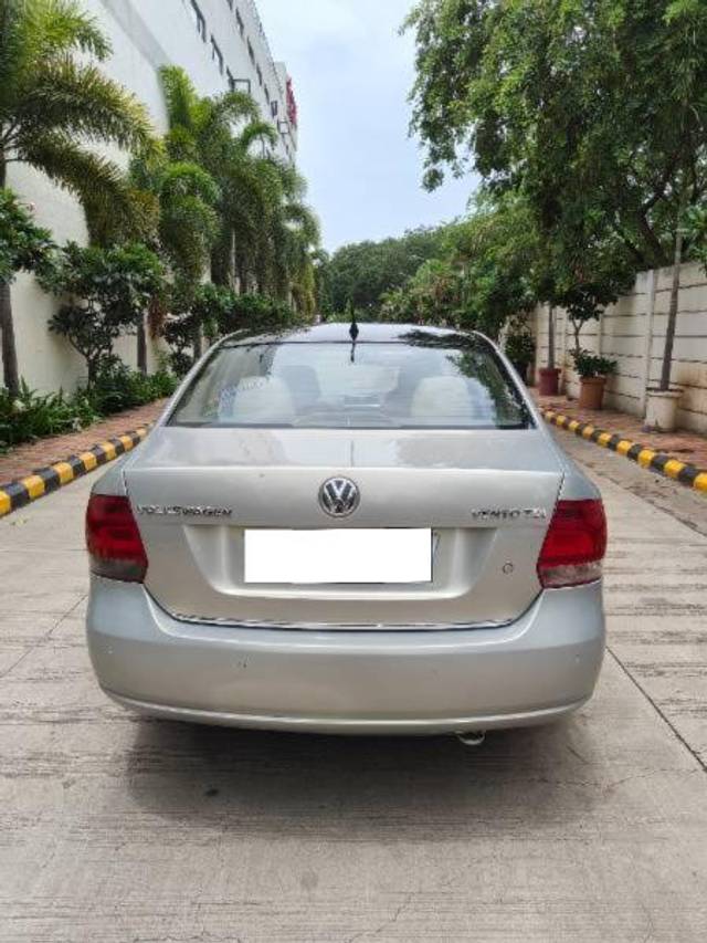 https://images10.gaadi.com/usedcar_image/4067841/original/processed_3470cd58-b870-457c-86df-503555b0c21d.jpg?imwidth=6401