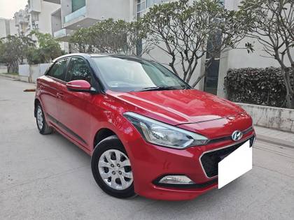 Hyundai i20 Sportz Plus Dual Tone BSIV Hyundai i20 Sportz Plus Dual Tone BSIV
