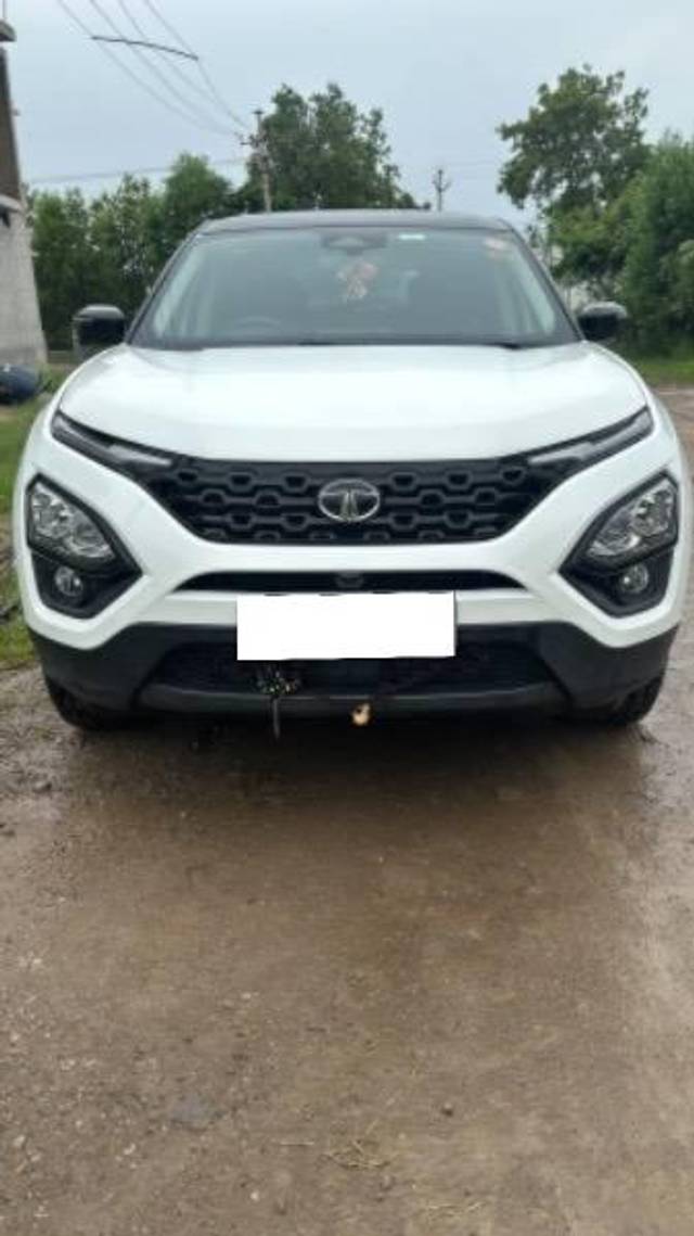 https://images10.gaadi.com/usedcar_image/4068354/original/processed_180fc433-d56b-421c-8969-4c1412ab51b7.jpeg?imwidth=6400