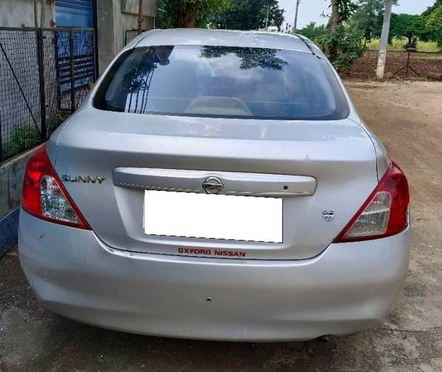 https://images10.gaadi.com/usedcar_image/4068641/original/processed_f2dbaab9-8f96-411f-92ba-32744d8b6718.jpg?imwidth=6401