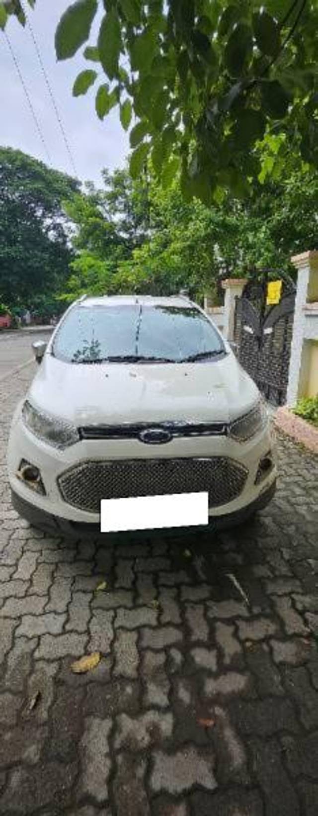 https://images10.gaadi.com/usedcar_image/4068749/original/processed_302eba53-fde9-476e-8dab-24a188e1c08d.jpg?imwidth=6400