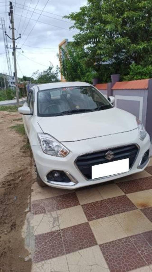 https://images10.gaadi.com/usedcar_image/4068934/original/processed_8e67e54b-a501-4a3d-b981-4c5efda86d9e.jpg?imwidth=6400