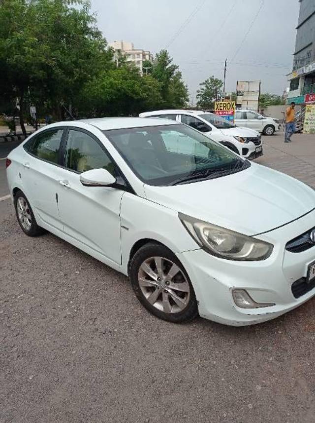 https://images10.gaadi.com/usedcar_image/4069748/original/processed_5b9751d1-632c-44a9-93ef-4ce62cfb2e8c.jpg?imwidth=6400